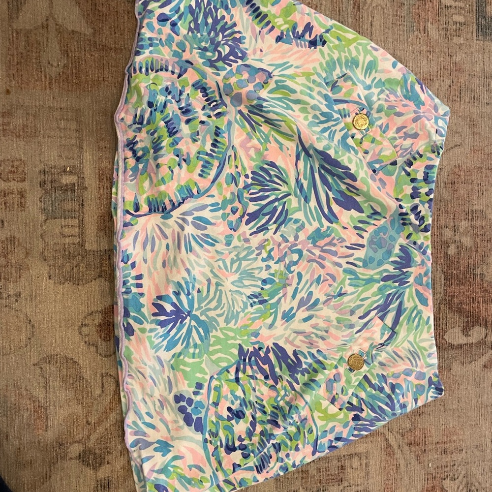 Lilly Pulitzer Pink and Blue Skorts Vibrant Tropical Design